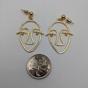 Cute Face Earrings NWOT
